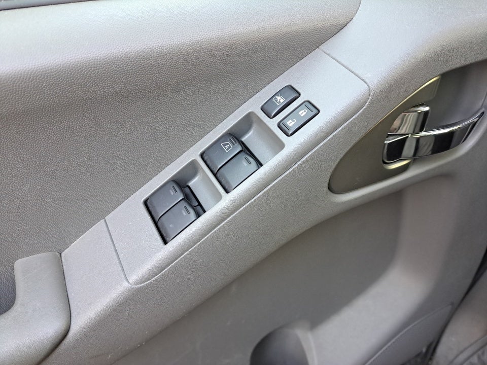 2010 Nissan Frontier SE