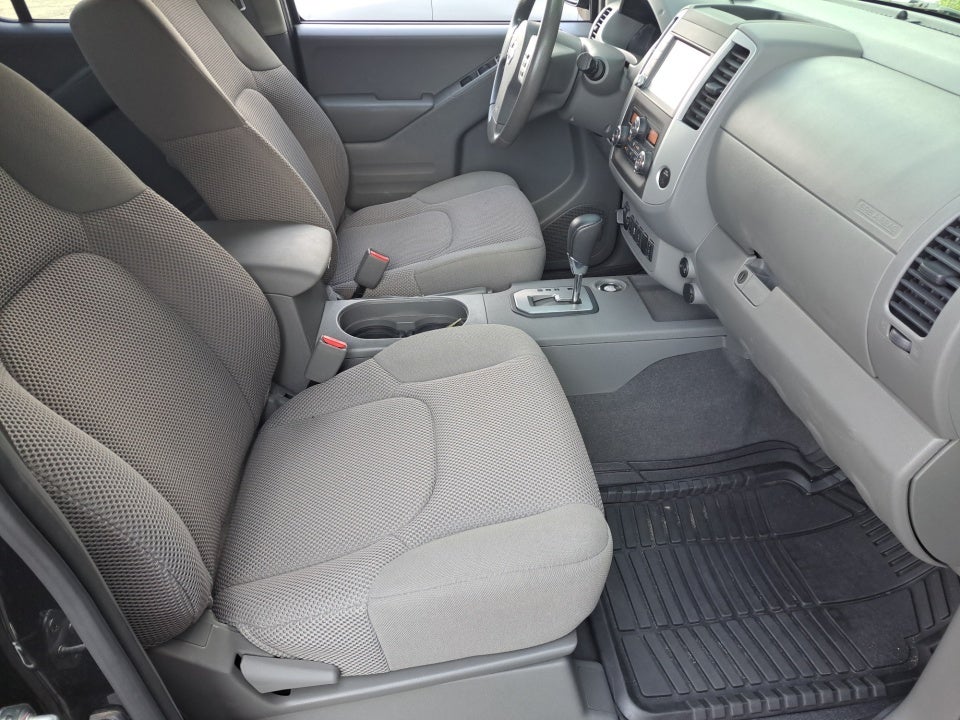 2021 Nissan Frontier SV