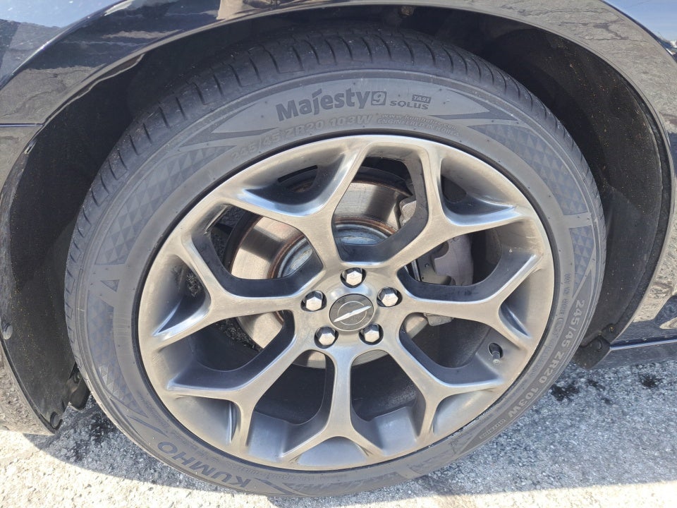 2018 Chrysler 300 300S