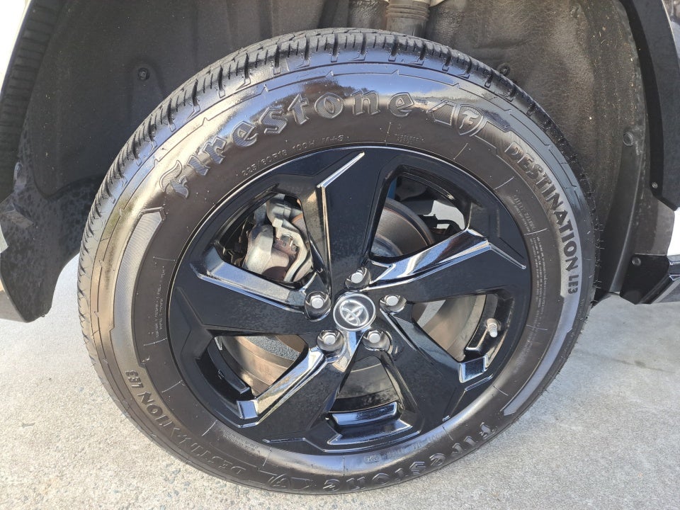 2019 Toyota RAV4 Hybrid XSE