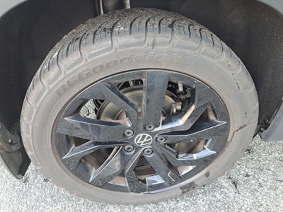 2022 Volkswagen Taos SE