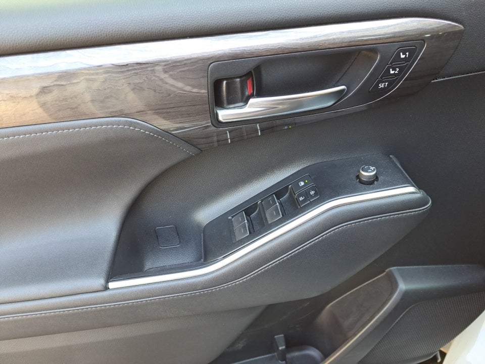 2020 Toyota Highlander Hybrid Limited