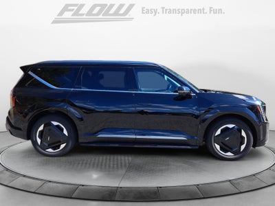 2024 Kia EV9 Land