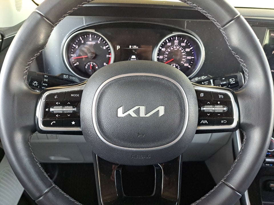2023 Kia Carnival MPV LX Seat Package