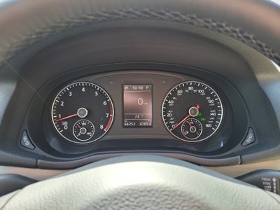 2014 Volkswagen Passat 1.8T SE