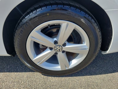 2014 Volkswagen Passat 1.8T SE