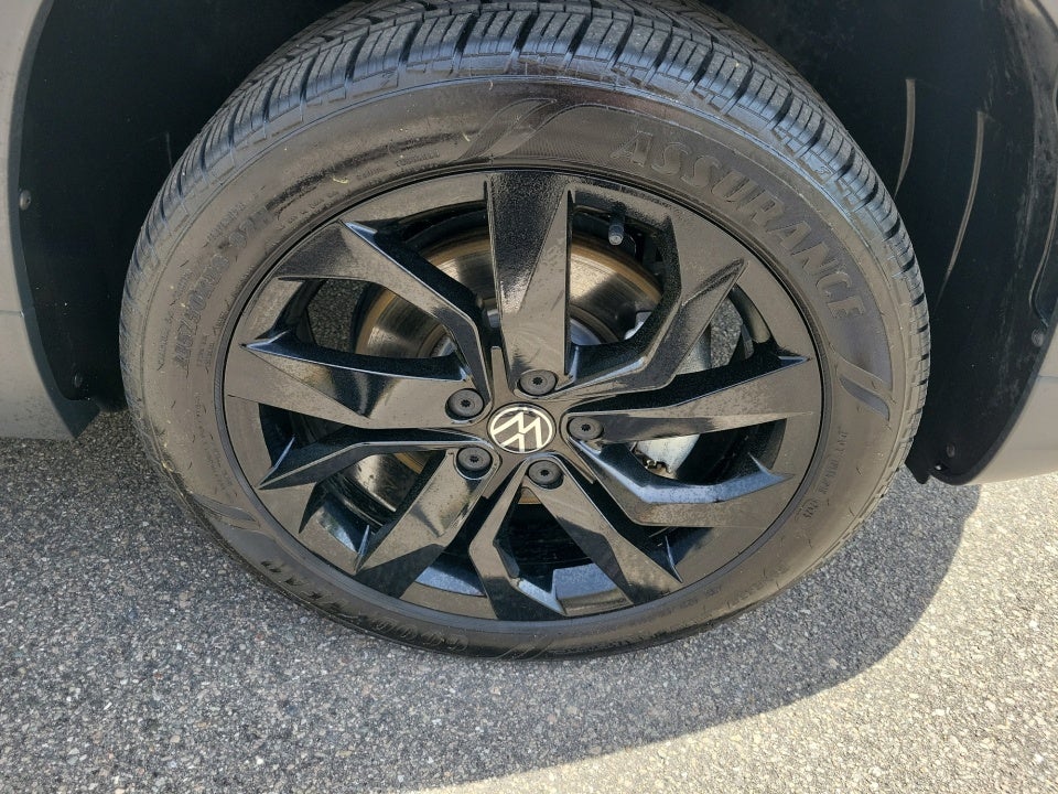 2023 Volkswagen Taos 1.5T SE