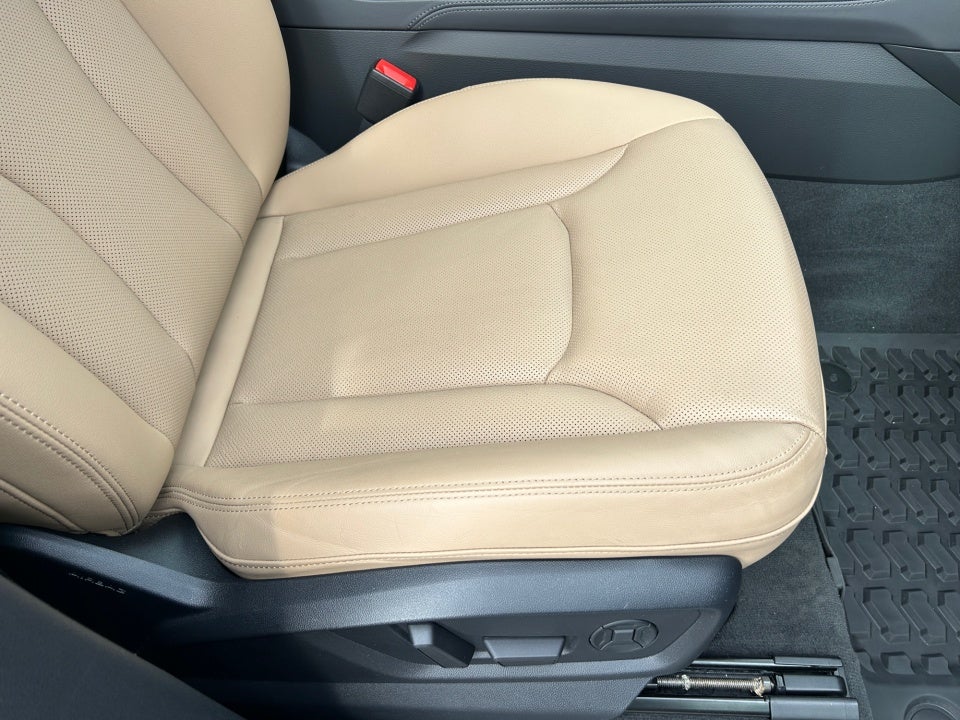 2023 Audi Q8 Premium Plus 55 TFSI quattro Tiptronic