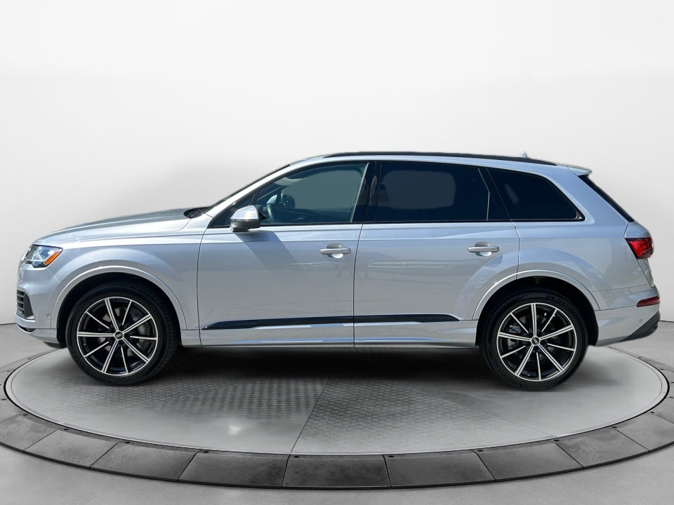 2022 Audi Q7 Premium Plus