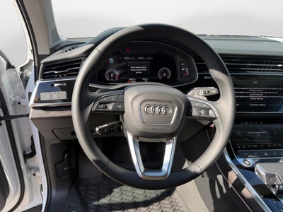 2022 Audi Q7 Premium Plus 55 TFSI quattro Tiptronic