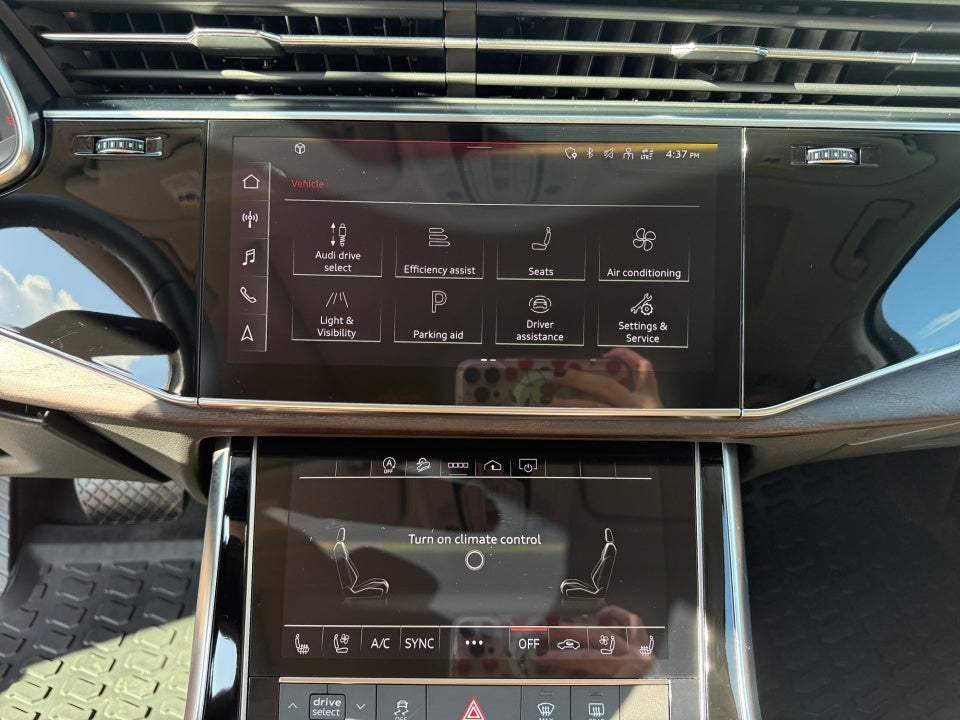 2022 Audi Q7 Premium Plus 55 TFSI quattro Tiptronic