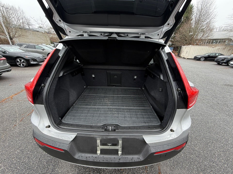 2019 Volvo XC40 T5 Momentum