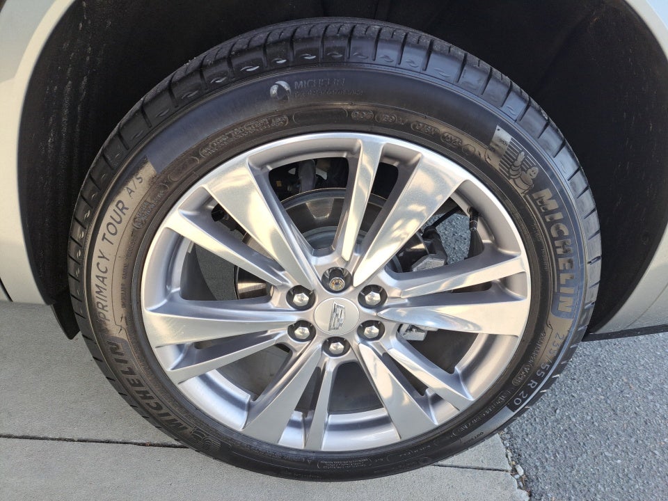 2024 Cadillac XT6 FWD Premium Luxury