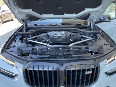2024 BMW X7 M60i