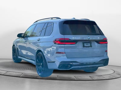 2024 BMW X7 M60i