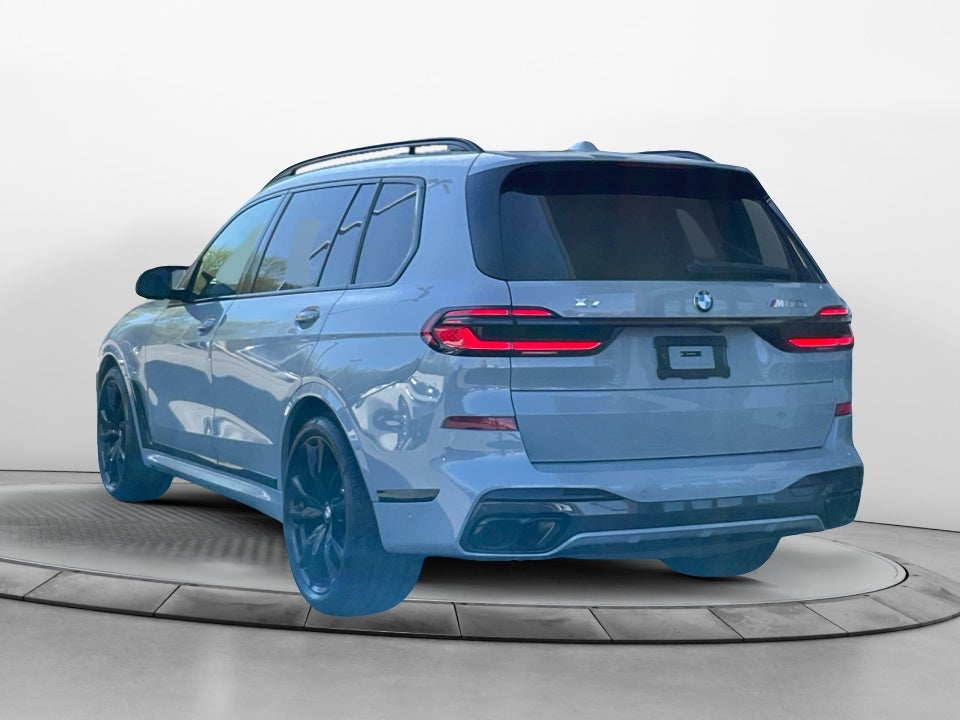 2024 BMW X7 M60i