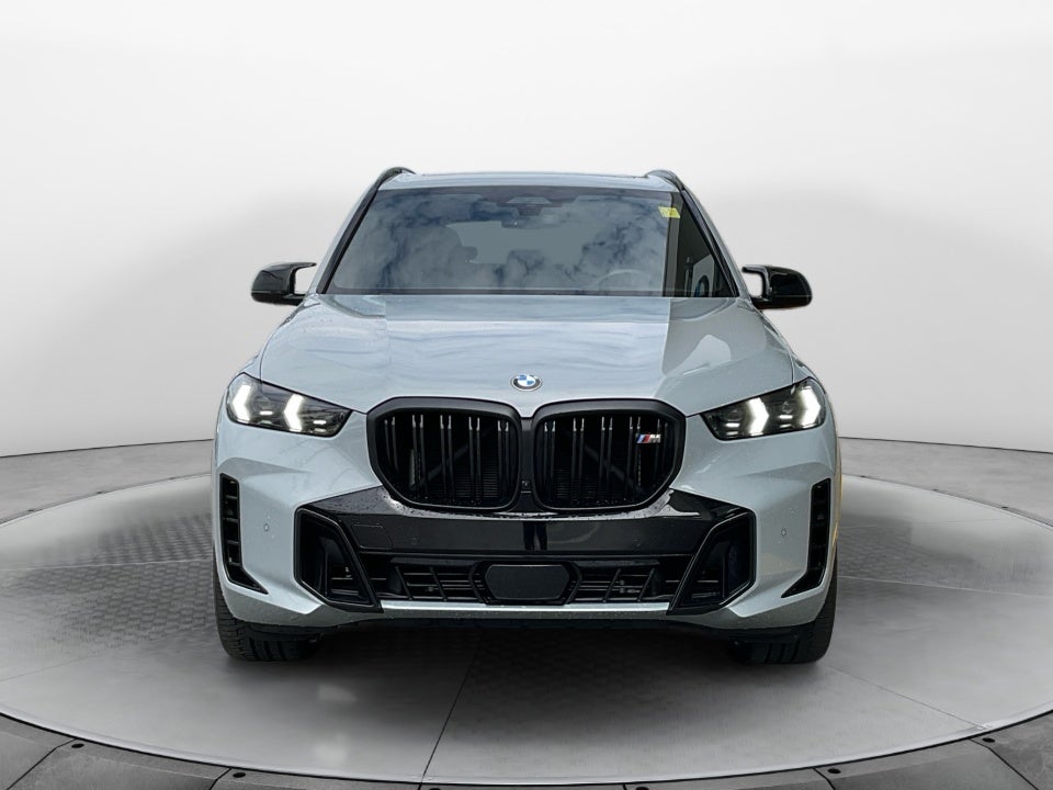 2024 BMW X5 M60i