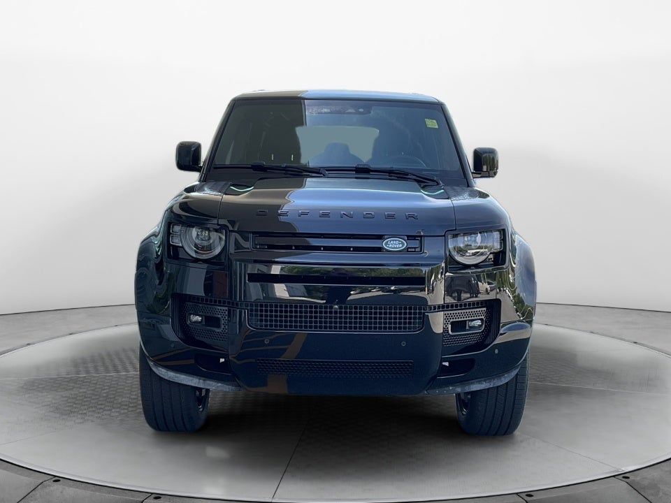 2024 Land Rover Defender X-Dynamic SE