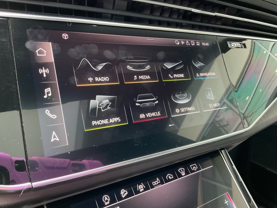 2019 Audi Q8 55 Premium