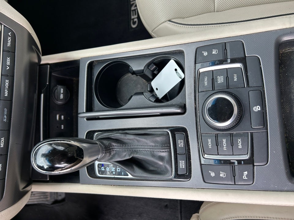 2016 Hyundai Genesis 3.8