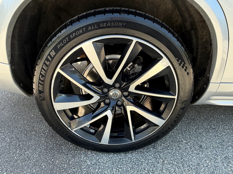 2019 Volvo XC90 T6 Inscription