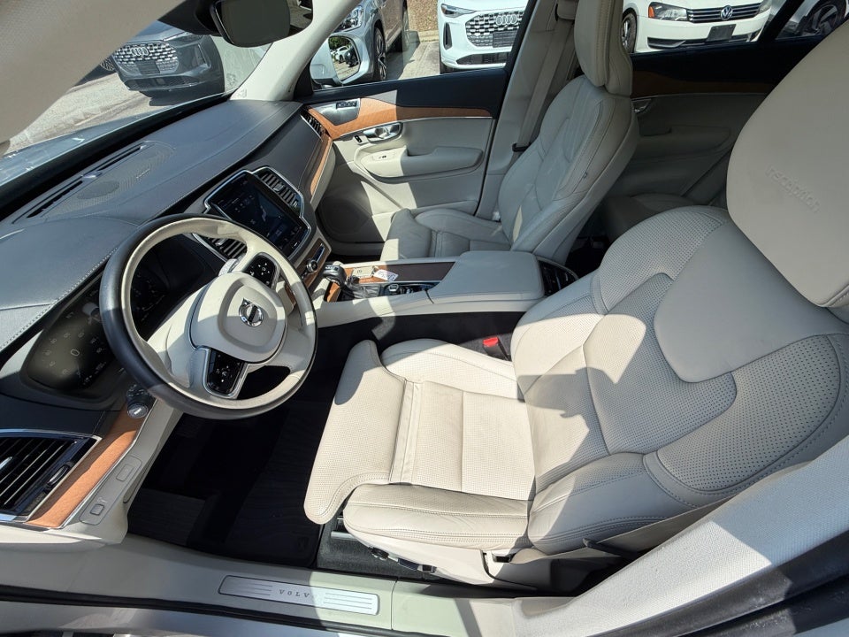 2019 Volvo XC90 T6 Inscription
