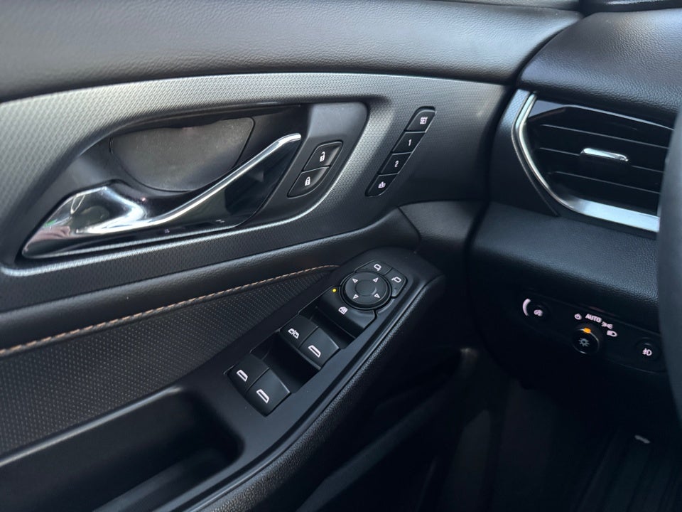 2020 Chevrolet Traverse AWD Premier