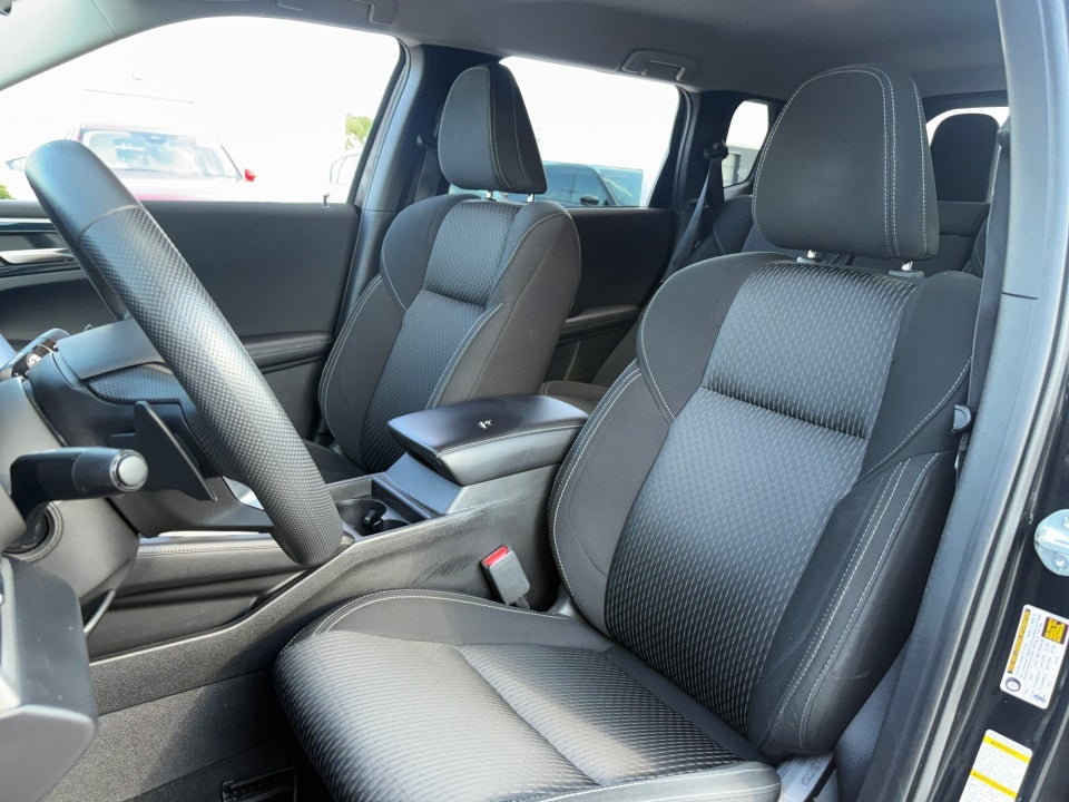 2022 Mitsubishi Outlander ES