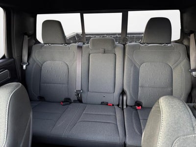 2022 RAM 1500 Big Horn Crew Cab 4x4 5'7" Box