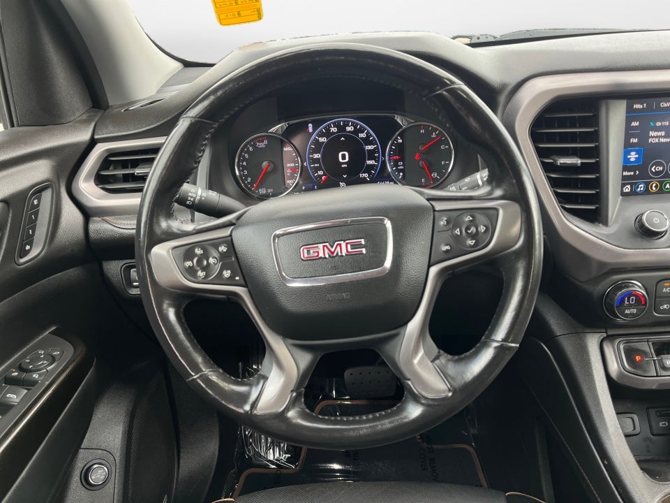 2022 GMC Acadia AT4