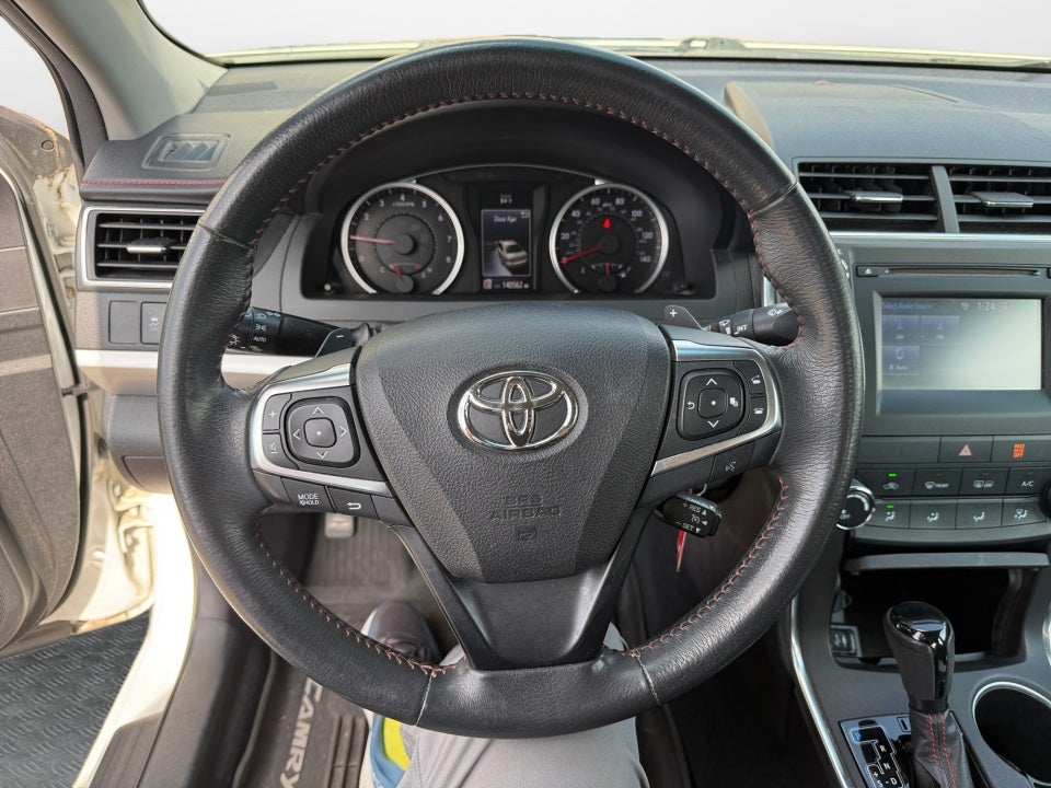 2017 Toyota CAMRY SE