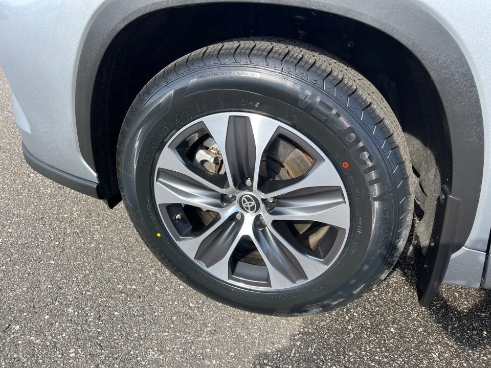 2025 Toyota HIGHLANDER HEV XLE