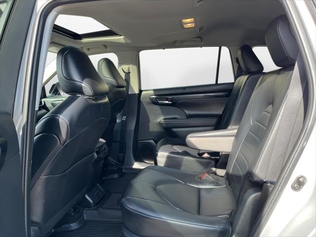 2025 Toyota HIGHLANDER HEV XLE