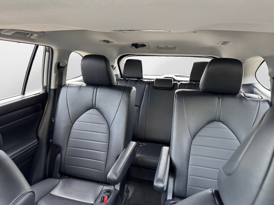 2025 Toyota HIGHLANDER HEV XLE