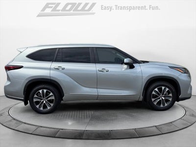 2025 Toyota HIGHLANDER HEV XLE