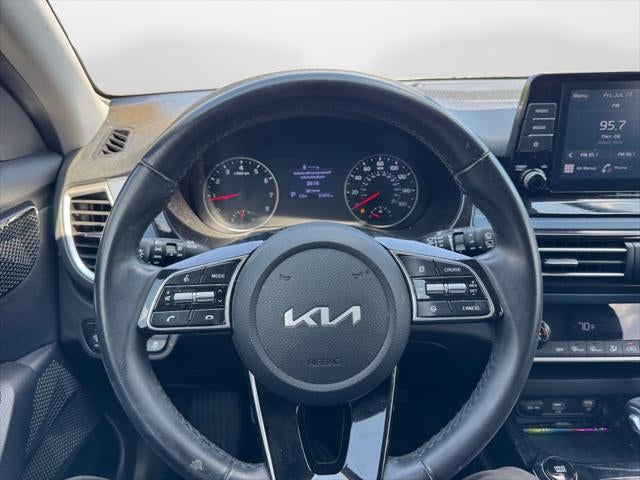 2023 Kia Seltos S