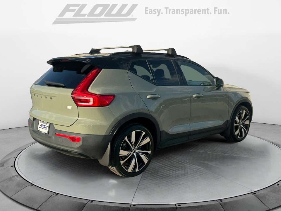 2021 Volvo XC40 Recharge Pure Electric P8