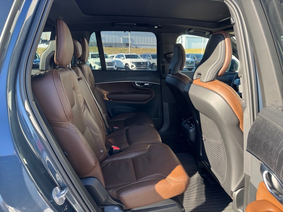2024 Volvo XC90 B6 Ultimate Bright Theme 7-Seater