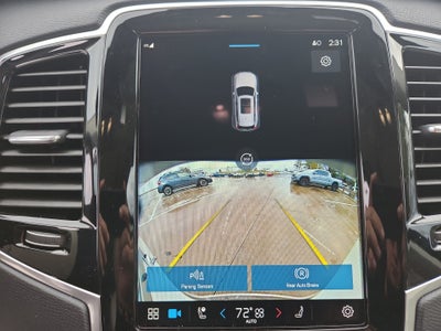 2023 Volvo XC90 B5 Plus