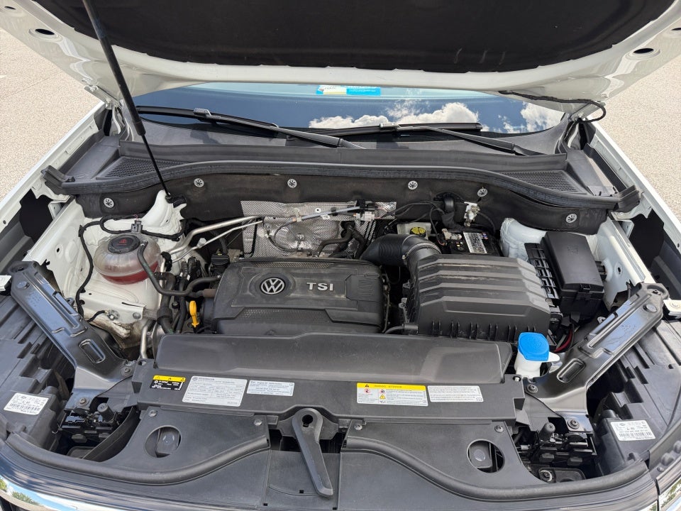 2021 Volkswagen Atlas Cross Sport 2.0T SE w/Technology