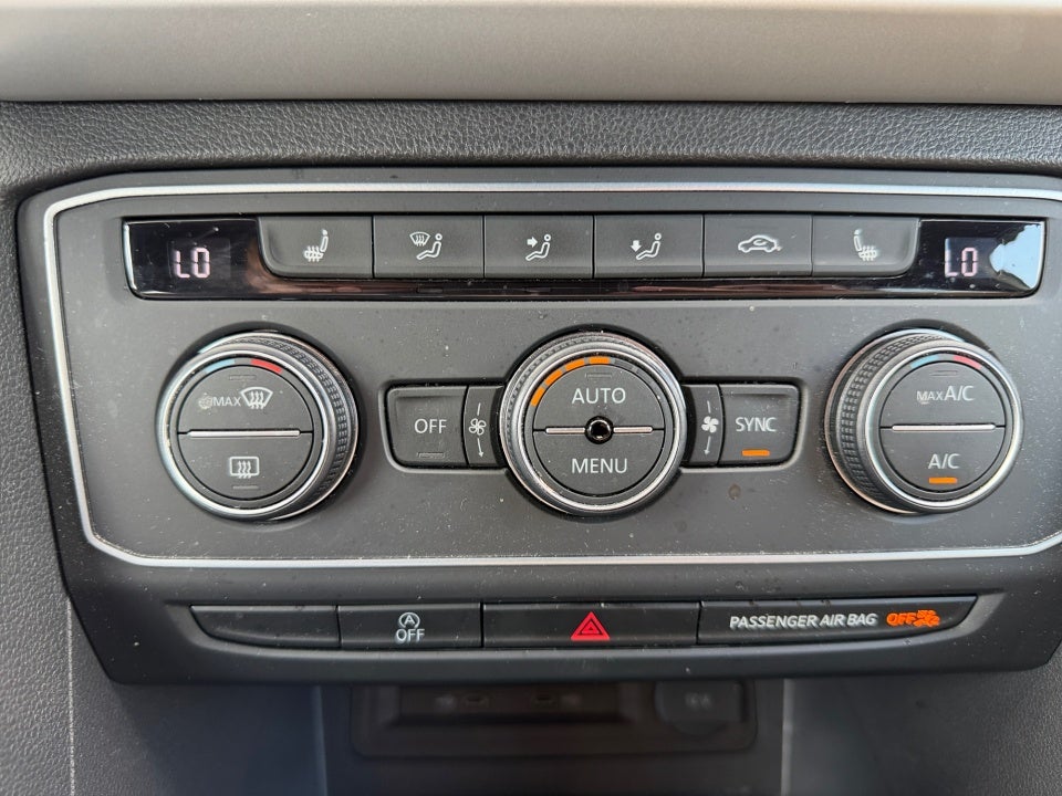 2021 Volkswagen Atlas Cross Sport 2.0T SE w/Technology
