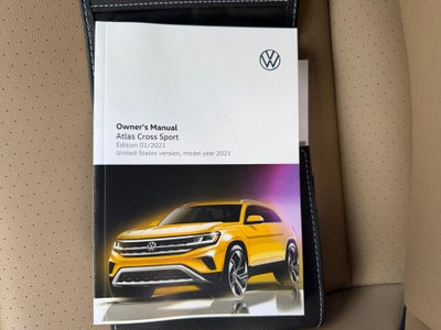 2021 Volkswagen Atlas Cross Sport 2.0T SE w/Technology