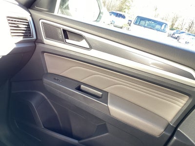 2023 Volkswagen Atlas Cross Sport 3.6L V6 SEL R-Line Black