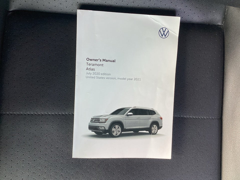 2021 Volkswagen Atlas 3.6L V6 SE w/Technology