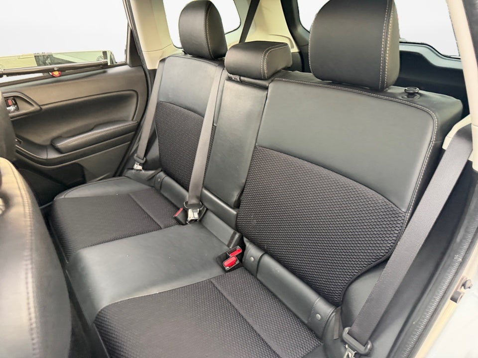 2018 Subaru Forester Premium Black Edition w/EyeSight