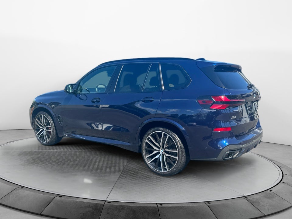 2026 BMW X5 M60i