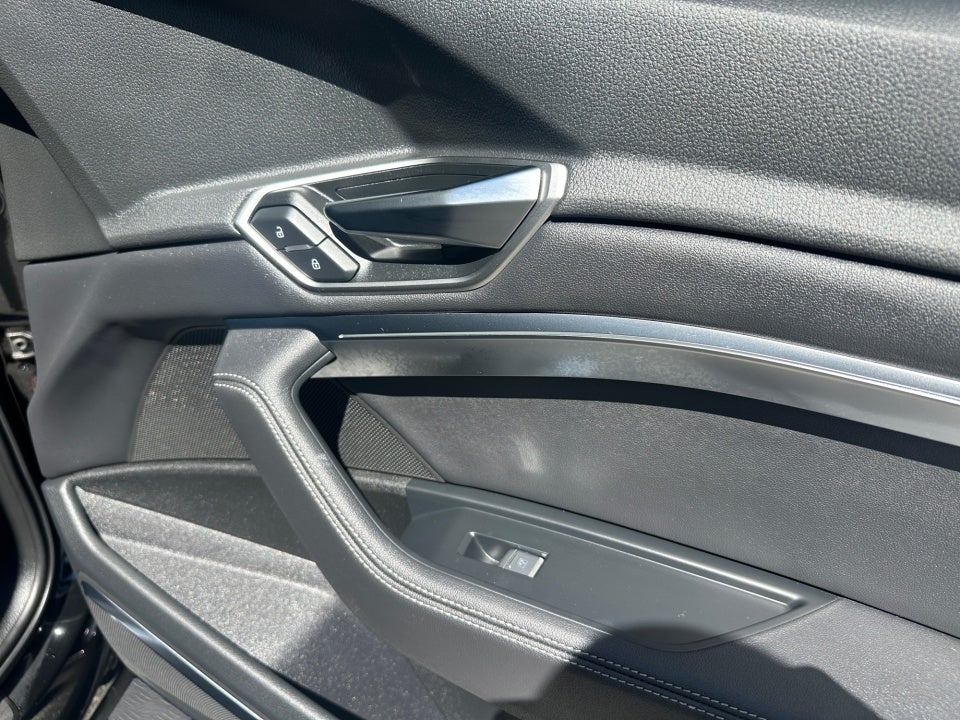2024 Audi Q8 e-tron Premium Plus