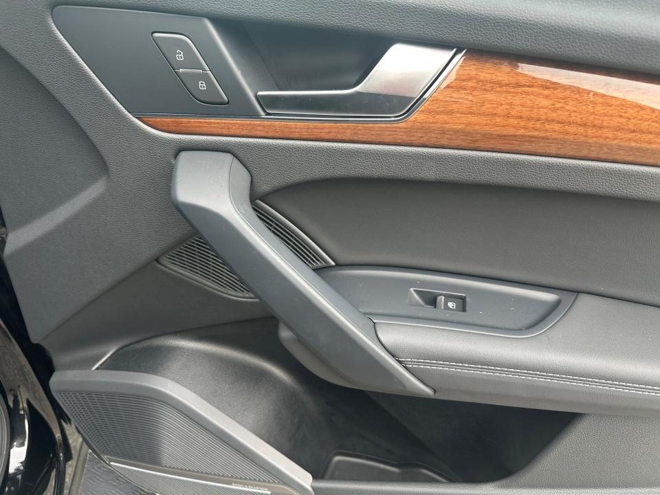 2023 Audi Q5 Premium Plus