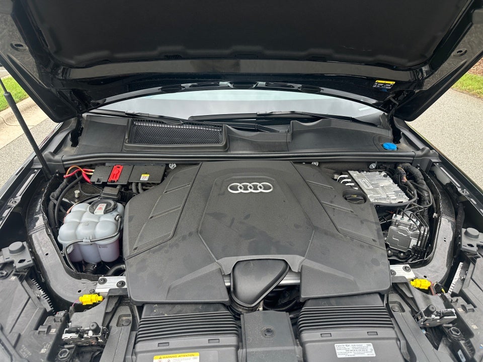 2025 Audi Q7 Premium Plus