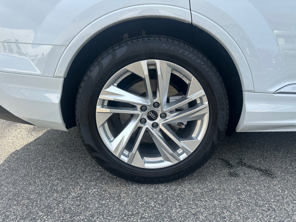 2023 Audi Q7 Prestige 55 TFSI quattro Tiptronic